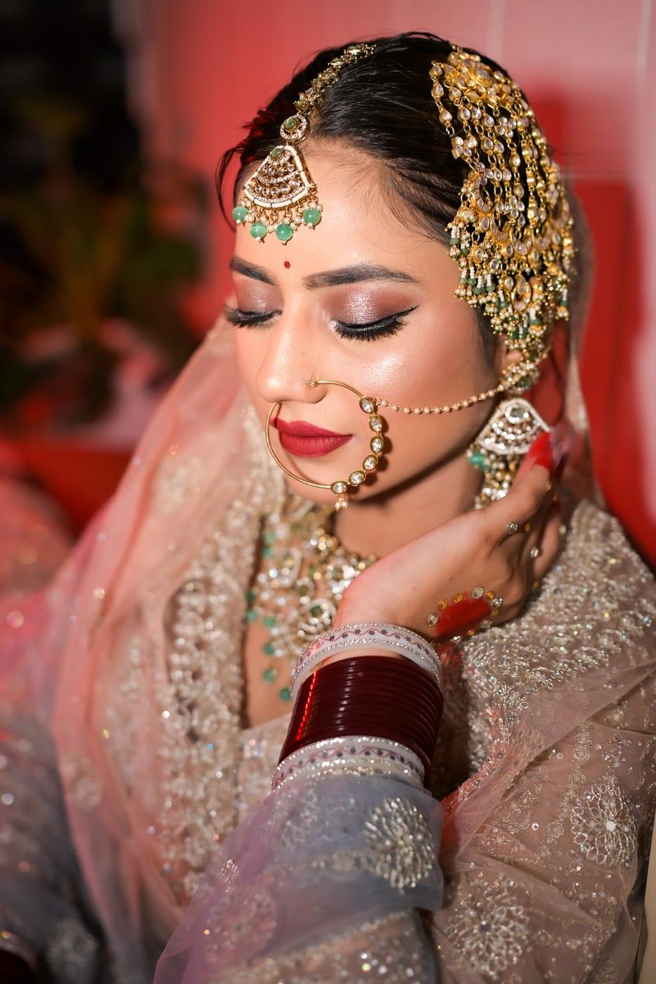 Smoky sultry bridal eye makeup by Rare Salon, Dehradun